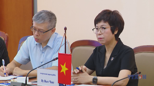 TTXVN tiếp đoàn đại biểu chính quyền thành phố St.Petersburg