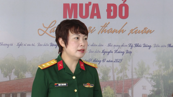 Giao lưu “Mưa đỏ – Lá thư gửi thanh xuân”: Khi hồi ức chiến tranh chạm tới trái tim