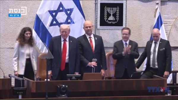 Chuyến đi ngắn, toan tính dài