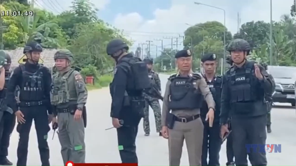 Nổ bom ở miền Nam Thái Lan, 14 người bị thương