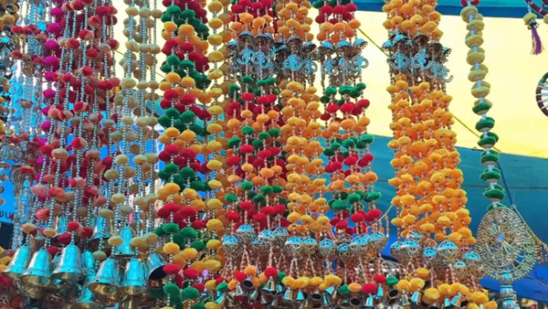 Lễ hội Diwali bừng sáng khắp Ấn Độ