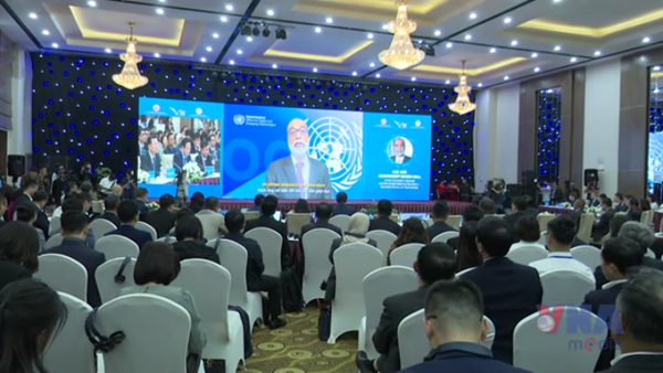 Hội nghị bàn tròn cấp Bộ trưởng về Thể chế AI