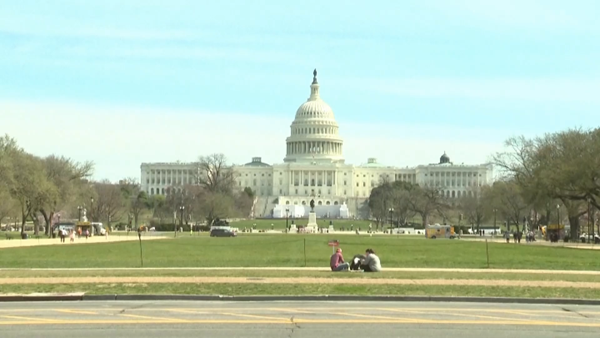 Chính phủ Mỹ tiếp tục đóng cửa sau thất bại bỏ phiếu tại Thượng viện