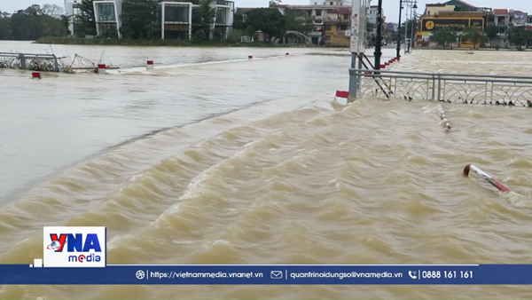 Lũ trên các sông tại Huế đang xuống dần