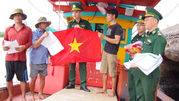 Tiêu điểm kinh tế tuần 22/11: Gỡ thẻ vàng IUU: Việt Nam tiến sát mục tiêu