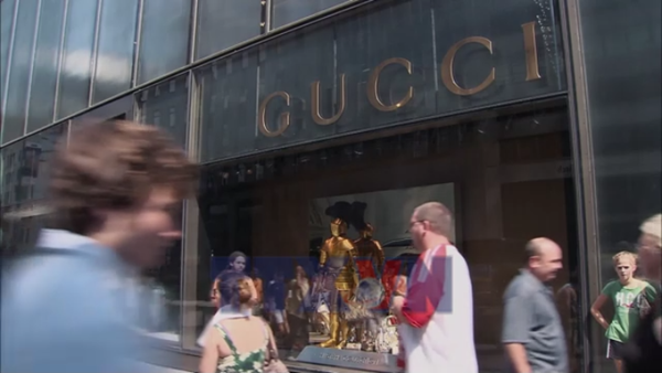 Italy điều tra 13 thương hiệu thời trang lớn