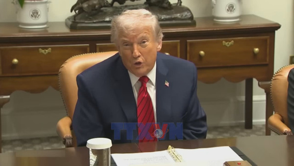 Tổng thống Mỹ chưa hài lòng với mức lãi suất mới của Fed