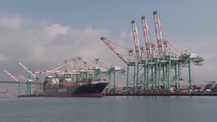 Doanh thu thuế quan của Mỹ giảm