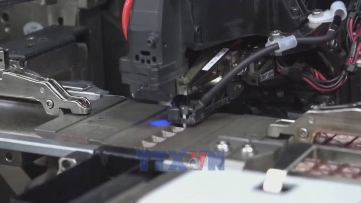 IMF nâng dự báo tăng trưởng kinh tế toàn cầu