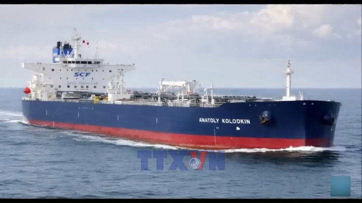 Nga tiếp tục chuyển dầu hỗ trợ Cuba