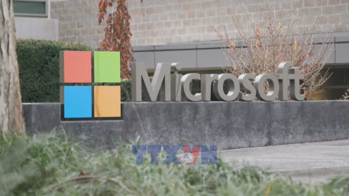 Microsoft tăng tốc cuộc đua AI đa phương tiện