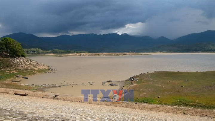 Chủ động ứng phó hạn hán và xâm nhập mặn