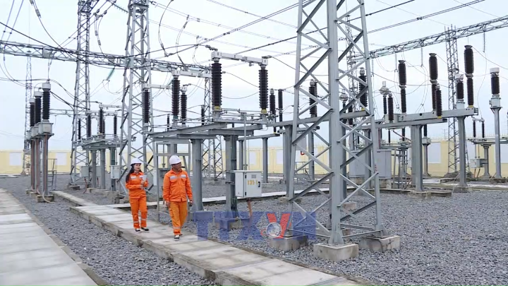 Phụ tải tăng gần 30%, EVNNPC chủ động bảo đảm điện miền Bắc
