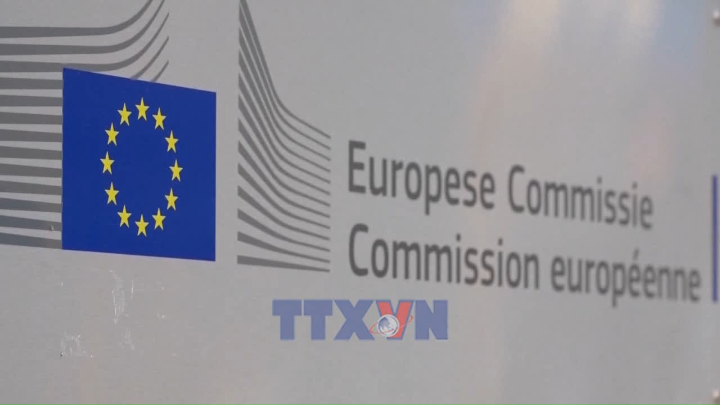 EU tuyên bố bảo vệ quyền lợi trước thuế quan của Mỹ