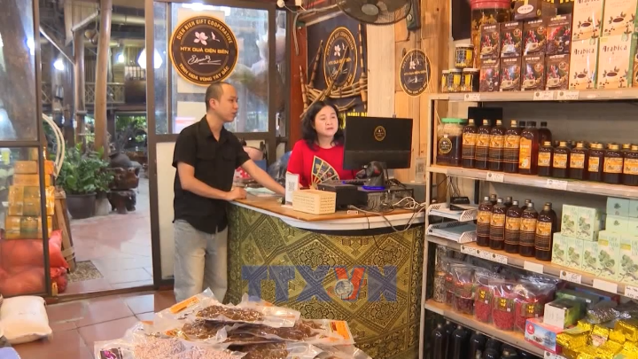 Hỗ trợ hộ kinh doanh tiếp cận thương mại số