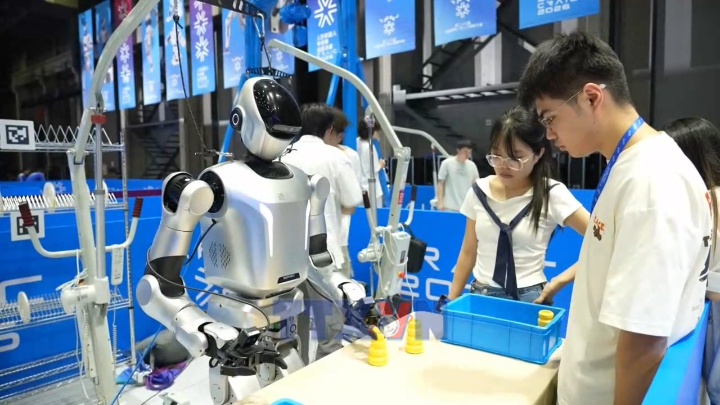 Chung kết cuộc thi robot hình người CRAIC 2026 tại Trung Quốc