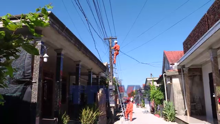 Chủ động ứng phó với mưa bão từ sớm để duy trì dòng điện