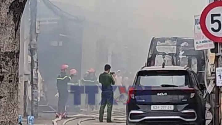 Cảnh báo nguy cơ cháy nổ trong những ngày mưa ngập kéo dài