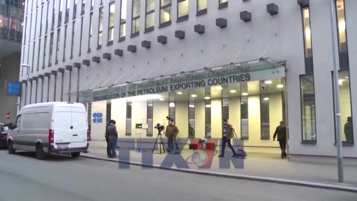 Nhiều nước OPEC+ nhất trí giữ nguyên sản lượng dầu